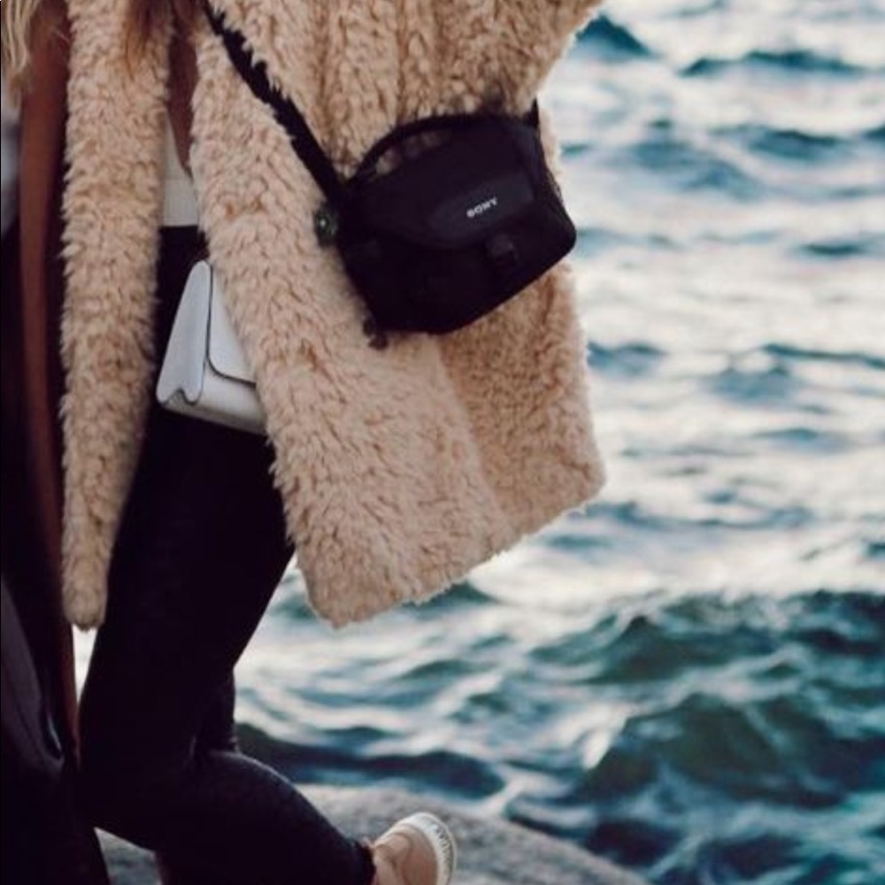 Fur coat - Picture 3 of 3